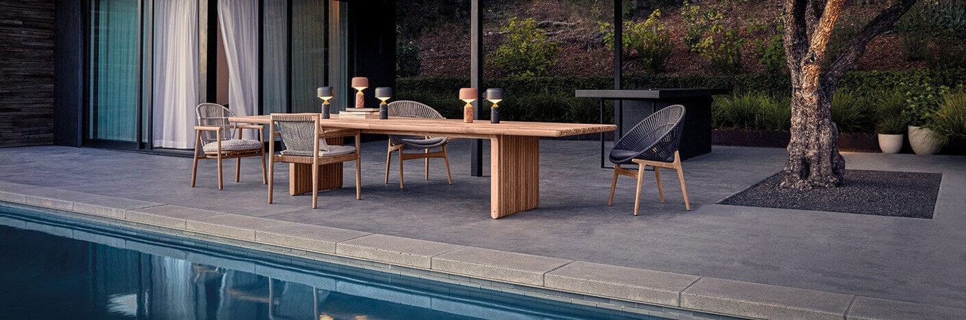 Tables Outdoor