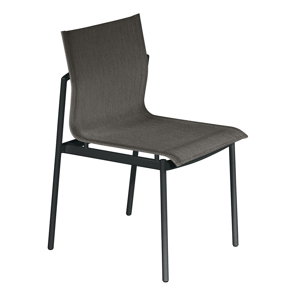 Barlow Tyrie Around Dining Stapelbarer Esszimmerstuhl