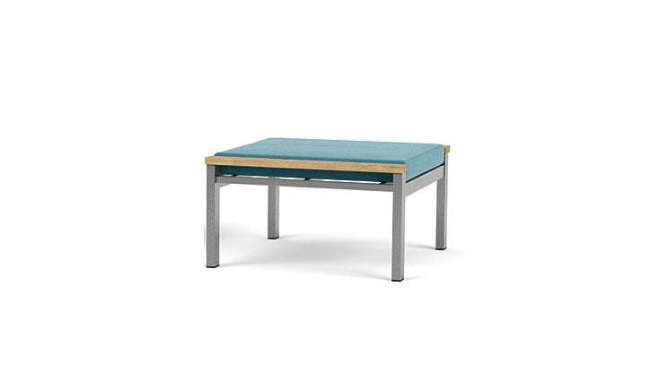 Barlow Tyrie Equinox Occasional Footstool Hocker Ottomane aus gebürstetem Edelstahl und Teakholz mit Kissen