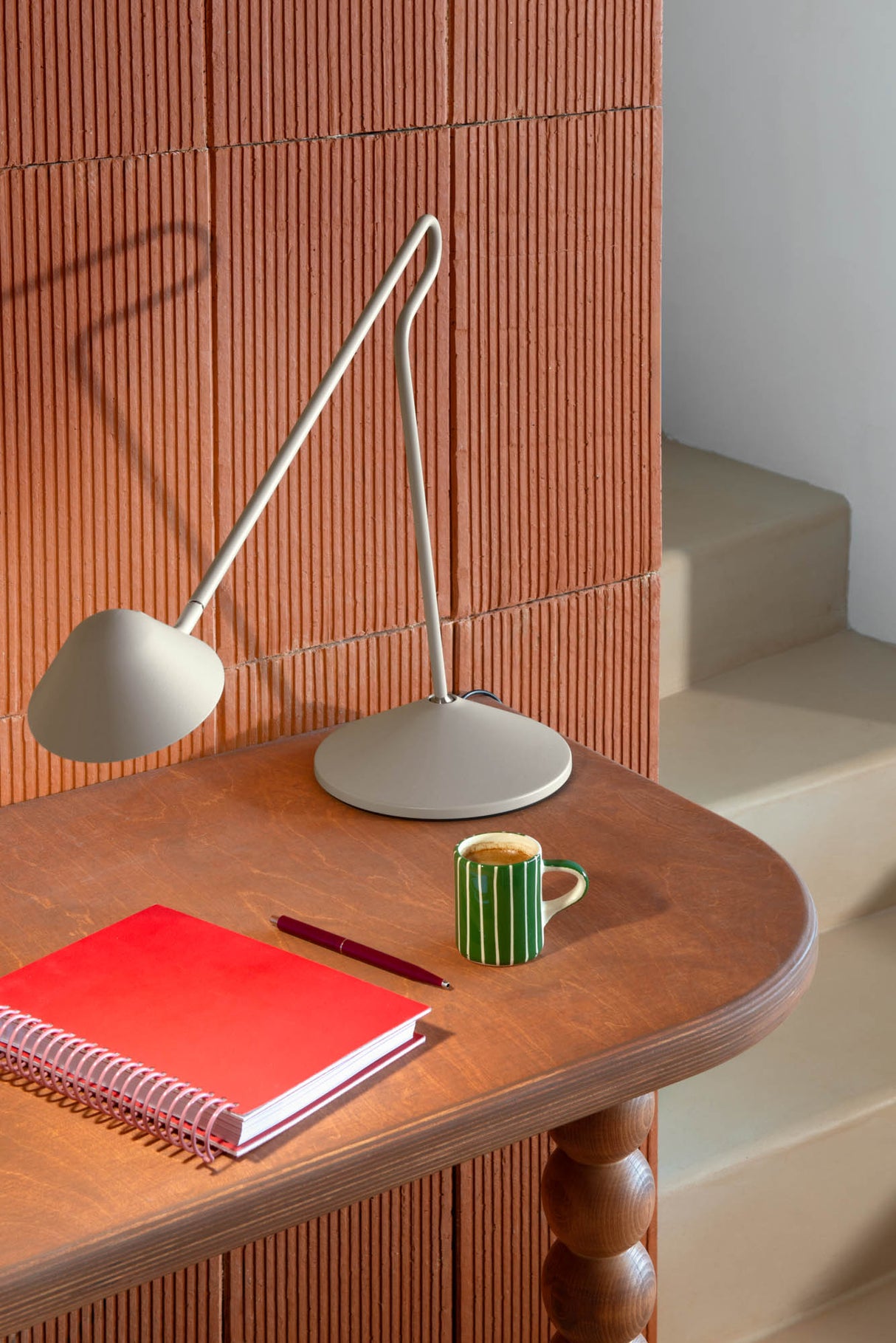 Fermob Pixi LED-Schreibtischlampe Indoor