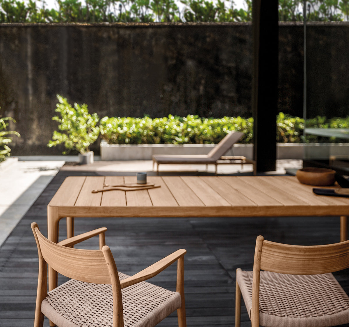 Gloster Lima Table 244x100cm Dining table - Teak