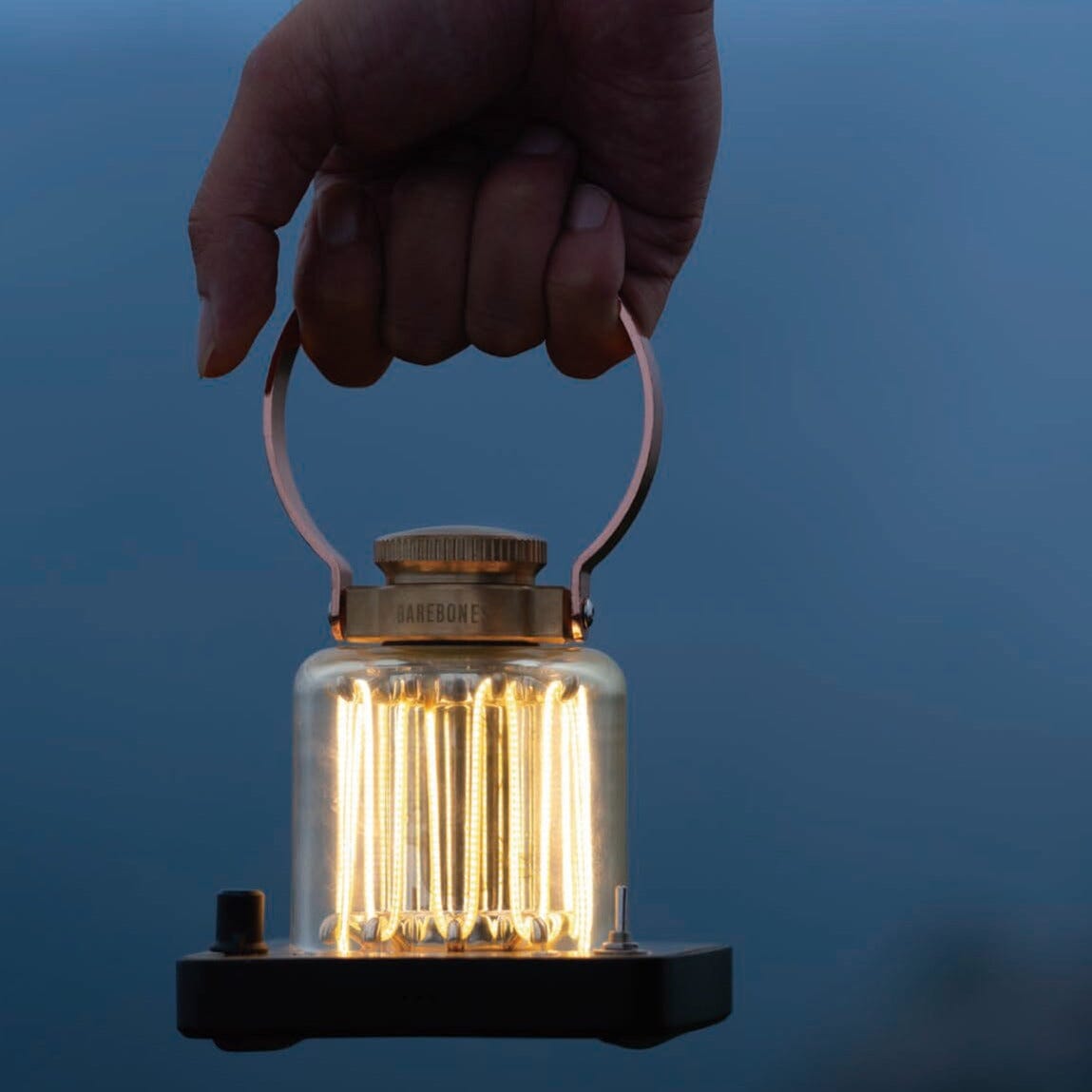 Barebones Block Tower Lantern Lampe portable LED sans fil USB
