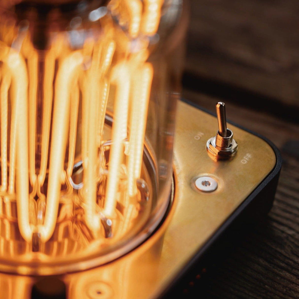 Barebones Block Tower Lantern Lampe portable LED sans fil USB