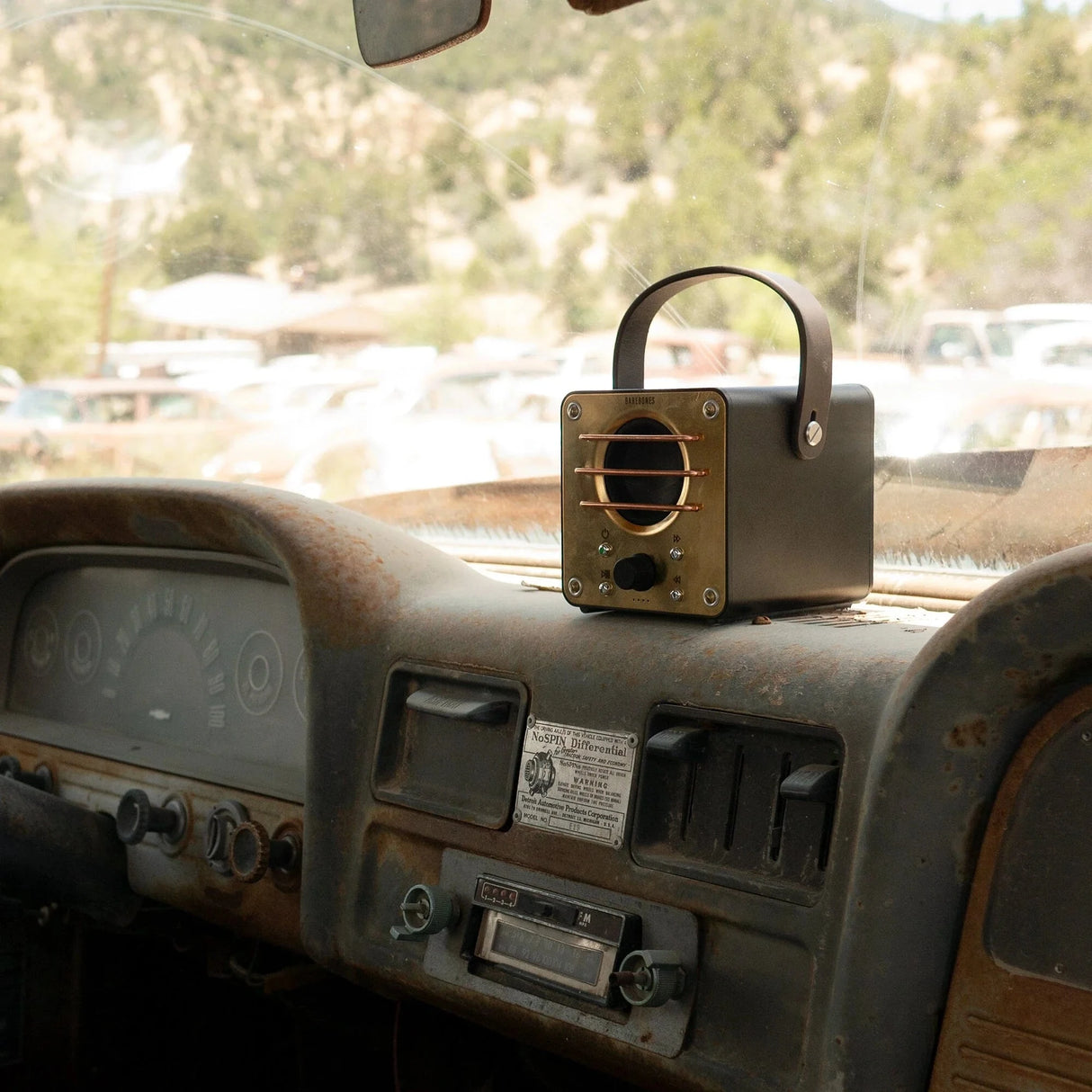 Barebones Block Tower Speaker Haut parleur