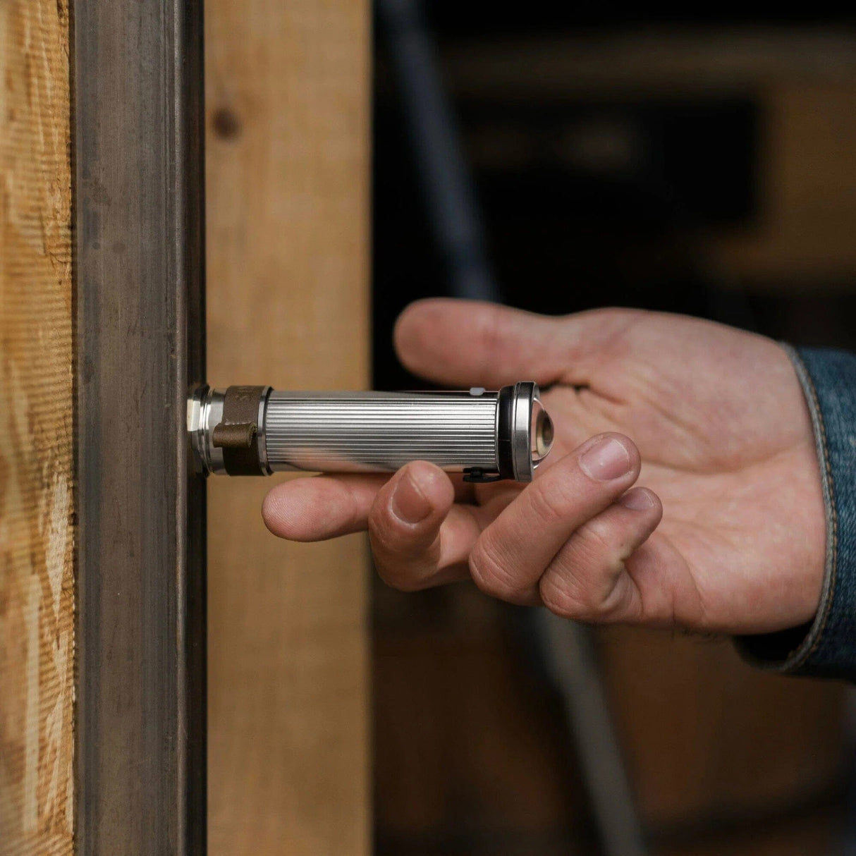 Barebones Mini Flashlight Lampe de poche mini