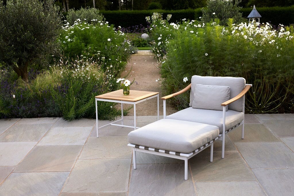 Barlow Tyrie Around Deep Seating Repose-pieds avec coussin