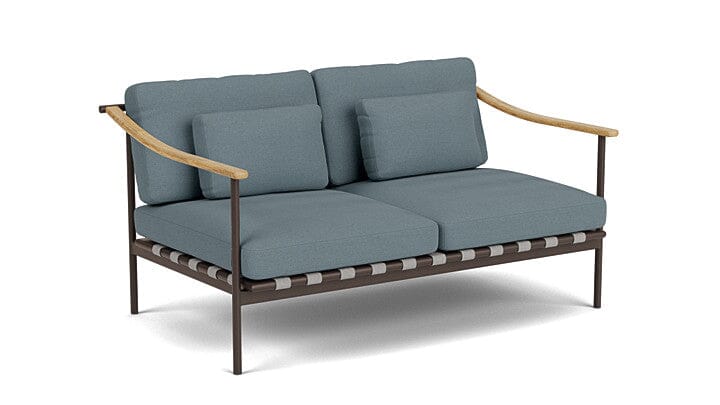 Barlow Tyrie Aura Deep Seating Canapé 2 places accoudoirs teck avec coussins Armature Forge Grey Carbon Sky 10064V Laminé Waterproof