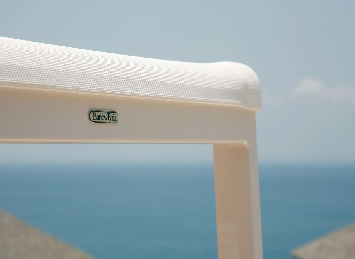 Barlow Tyrie Aura Occasional Repose-pieds Pouf Ottoman