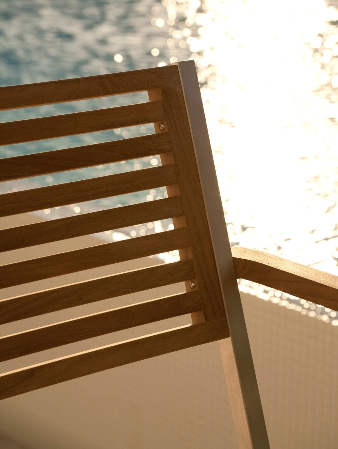 Barlow Tyrie Equinox Dining Chaise repas inox avec assise et dossier en teck