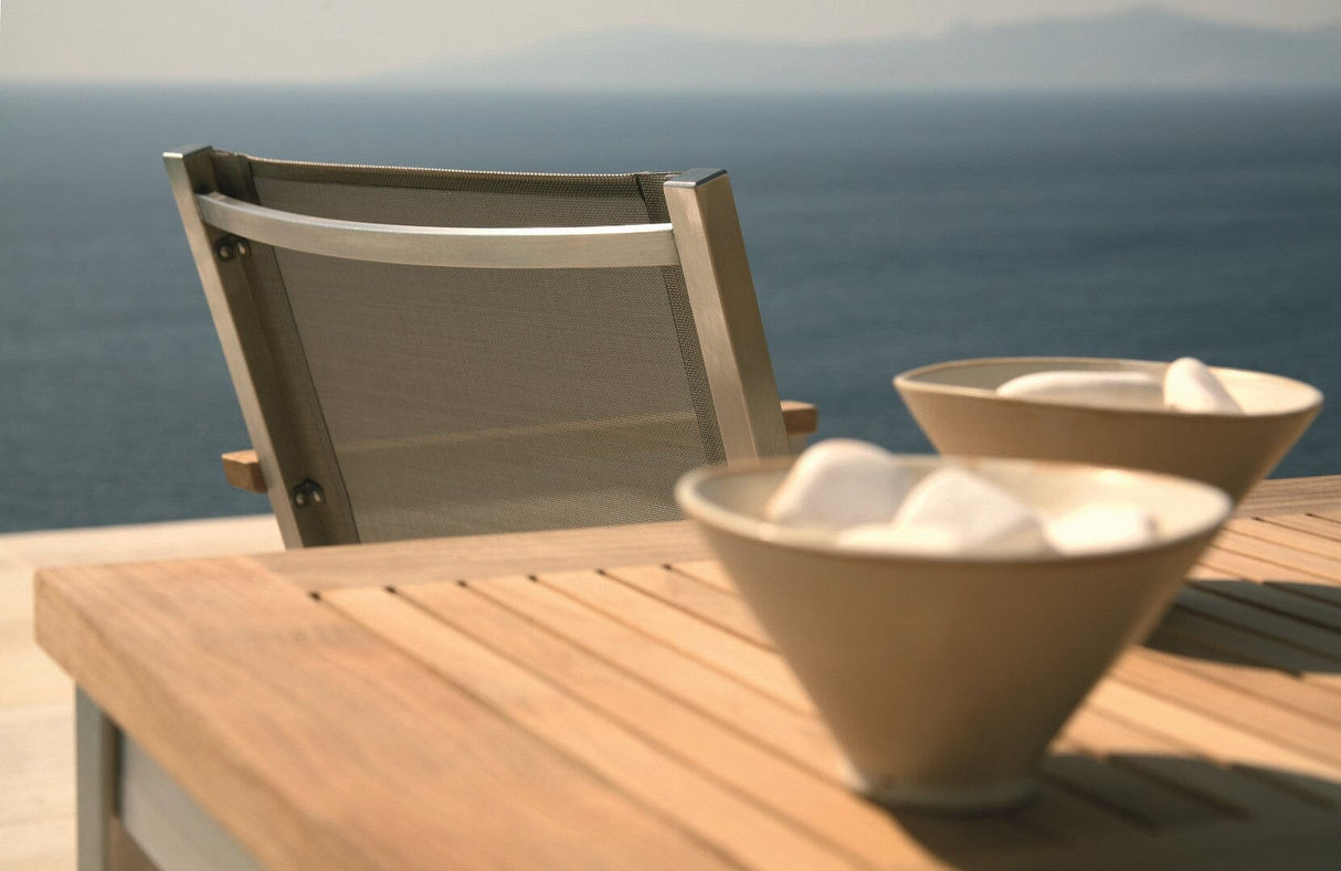 Barlow Tyrie Equinox Dining Fauteuil repas inox avec accoudoirs alu