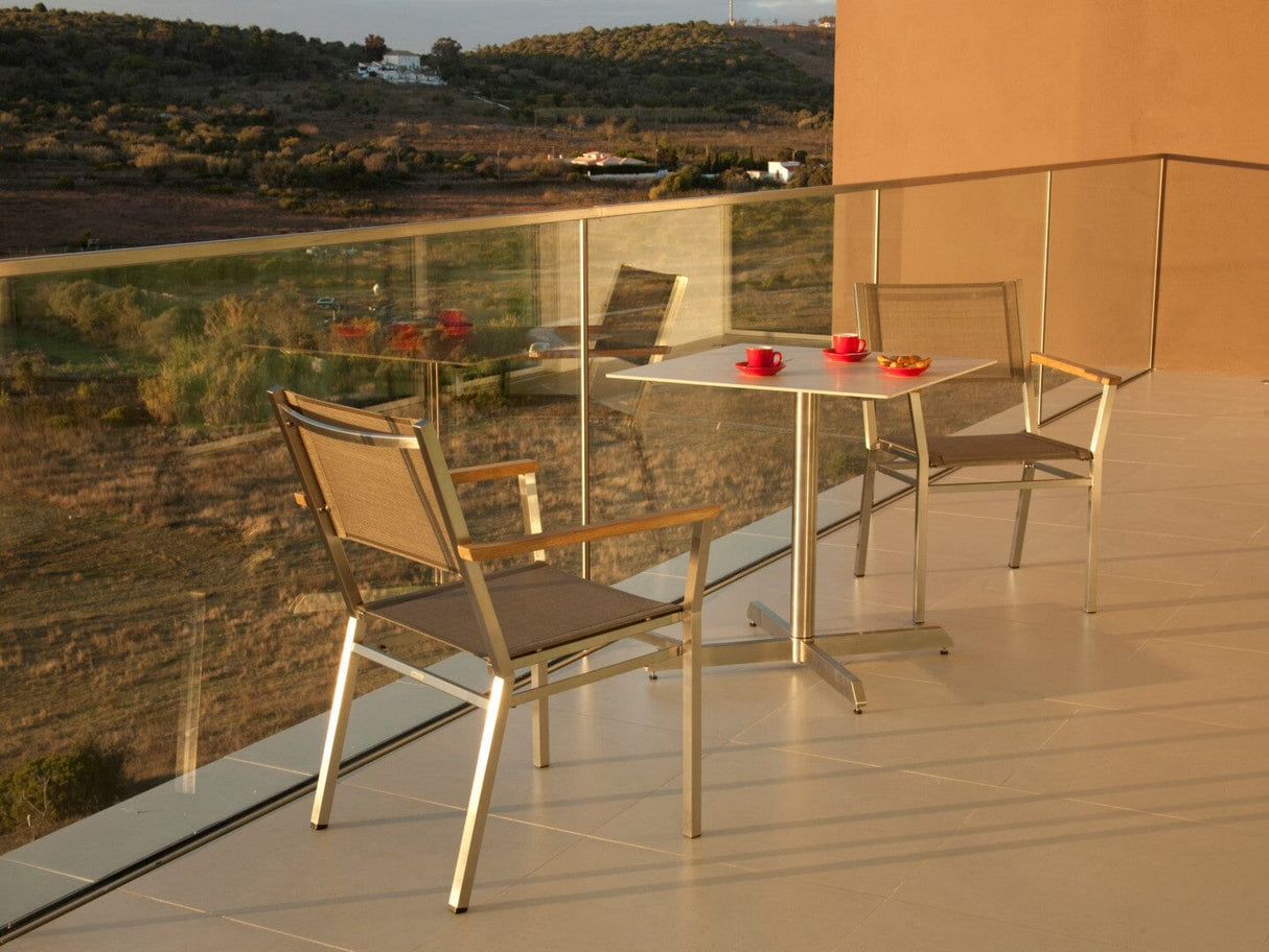 Barlow Tyrie Equinox Dining Fauteuil repas inox avec accoudoirs teck