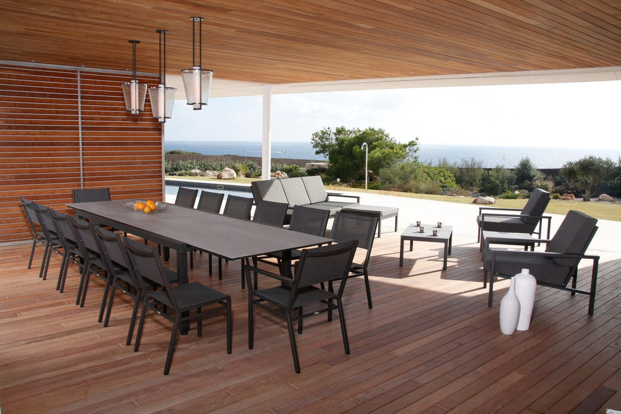 Barlow Tyrie Equinox Dining Table à rallonge 360 (240-361x113cm) inox laqué - Plateau céramique