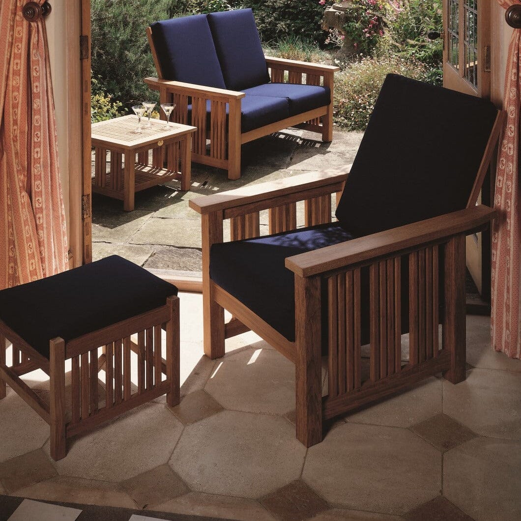 Barlow Tyrie Mission Repose-pieds Pouf Ottoman avec coussin