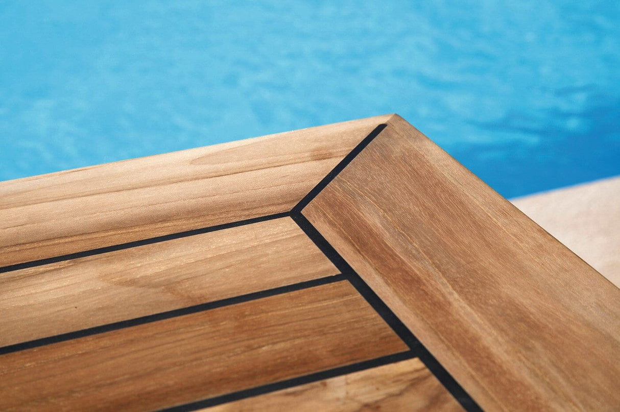 Barlow Tyrie Storage Chest 150 Coffre de rangement 157x84cm H:72cm