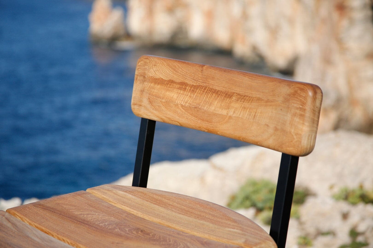 Barlow Tyrie Titan Chaise haute de bar tournante (swivel) (Black Frame)