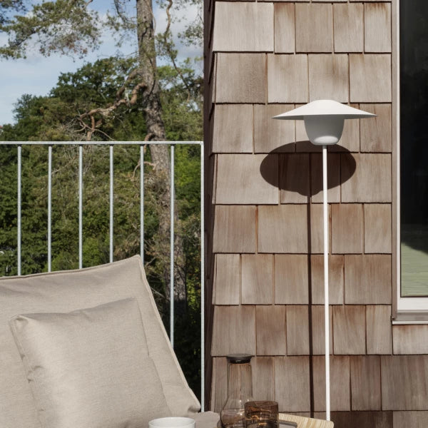 Blomus ANI LAMP FL Lampadaire portable à LED pieds haut H:120cm