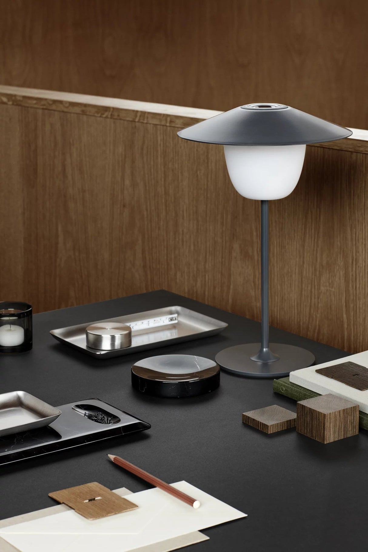 Blomus ANI LAMP S Lampe portable à LED H:33cm