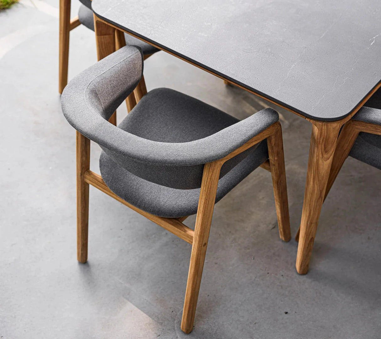 Cane-line Aspect Dining Piètement pour Table 210x100cm, Plateau en sus (50802)