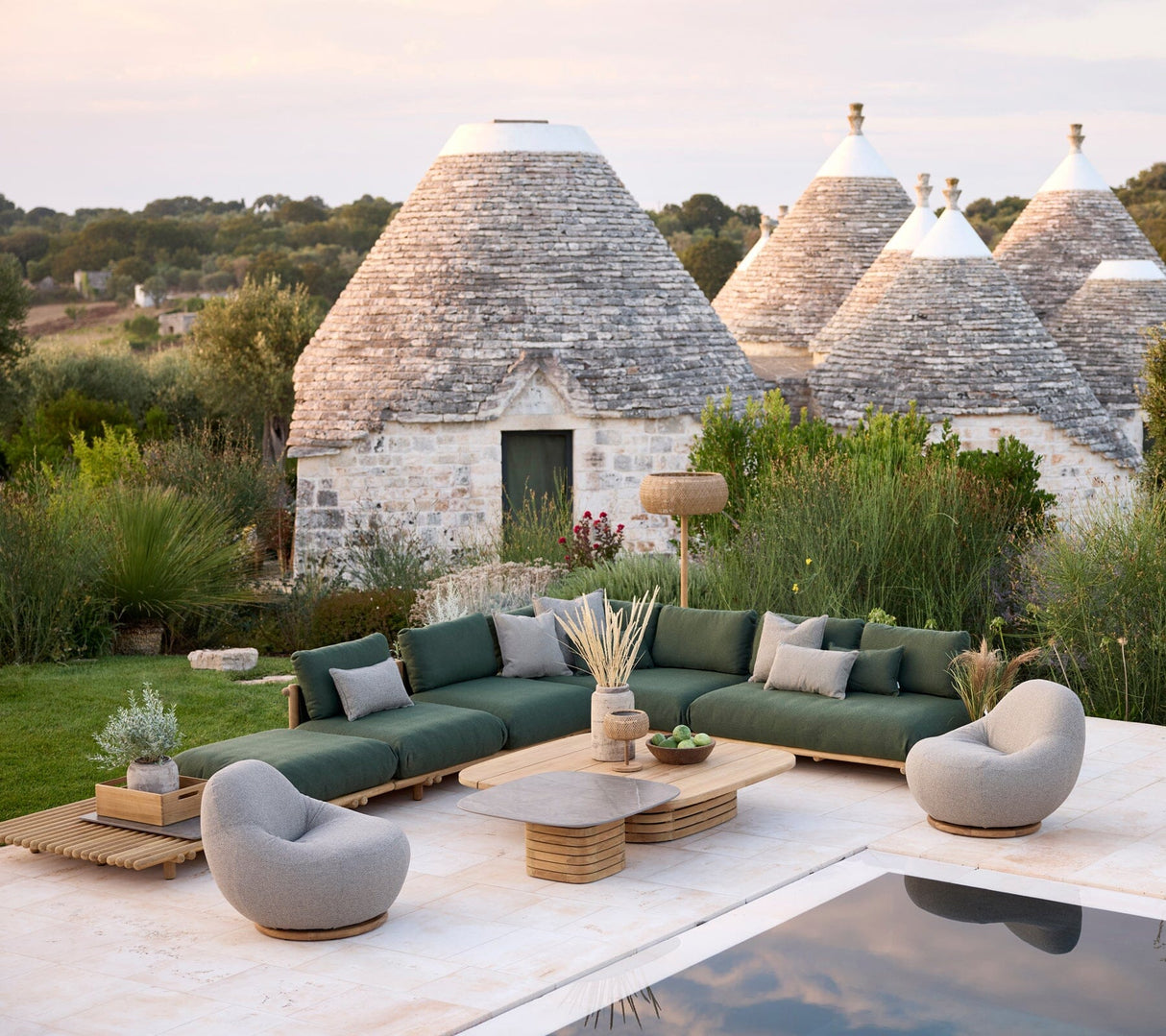 Cane-line Gem Chaise Lounge (54005)