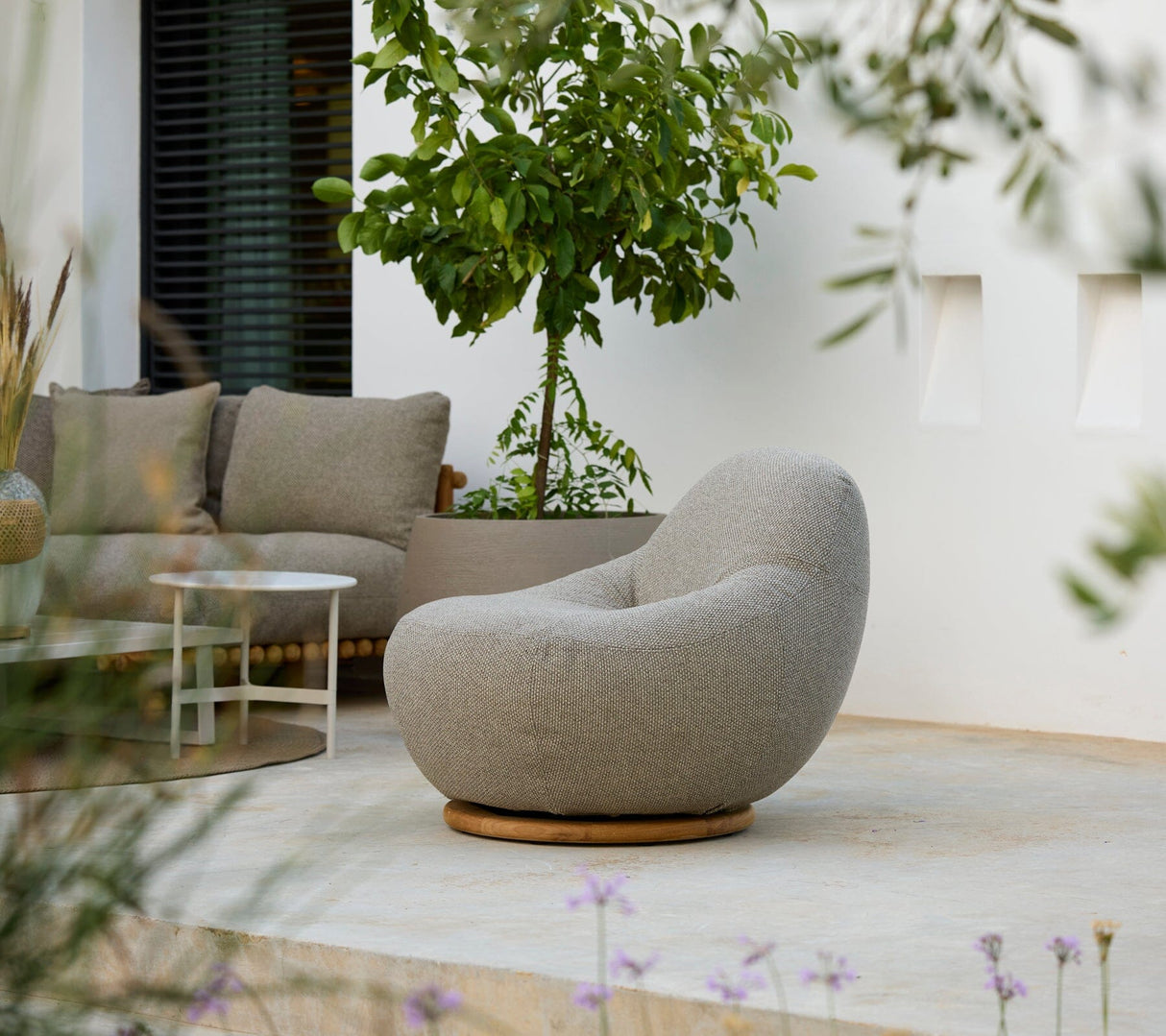 Cane-line Gem Chaise Lounge (54005)