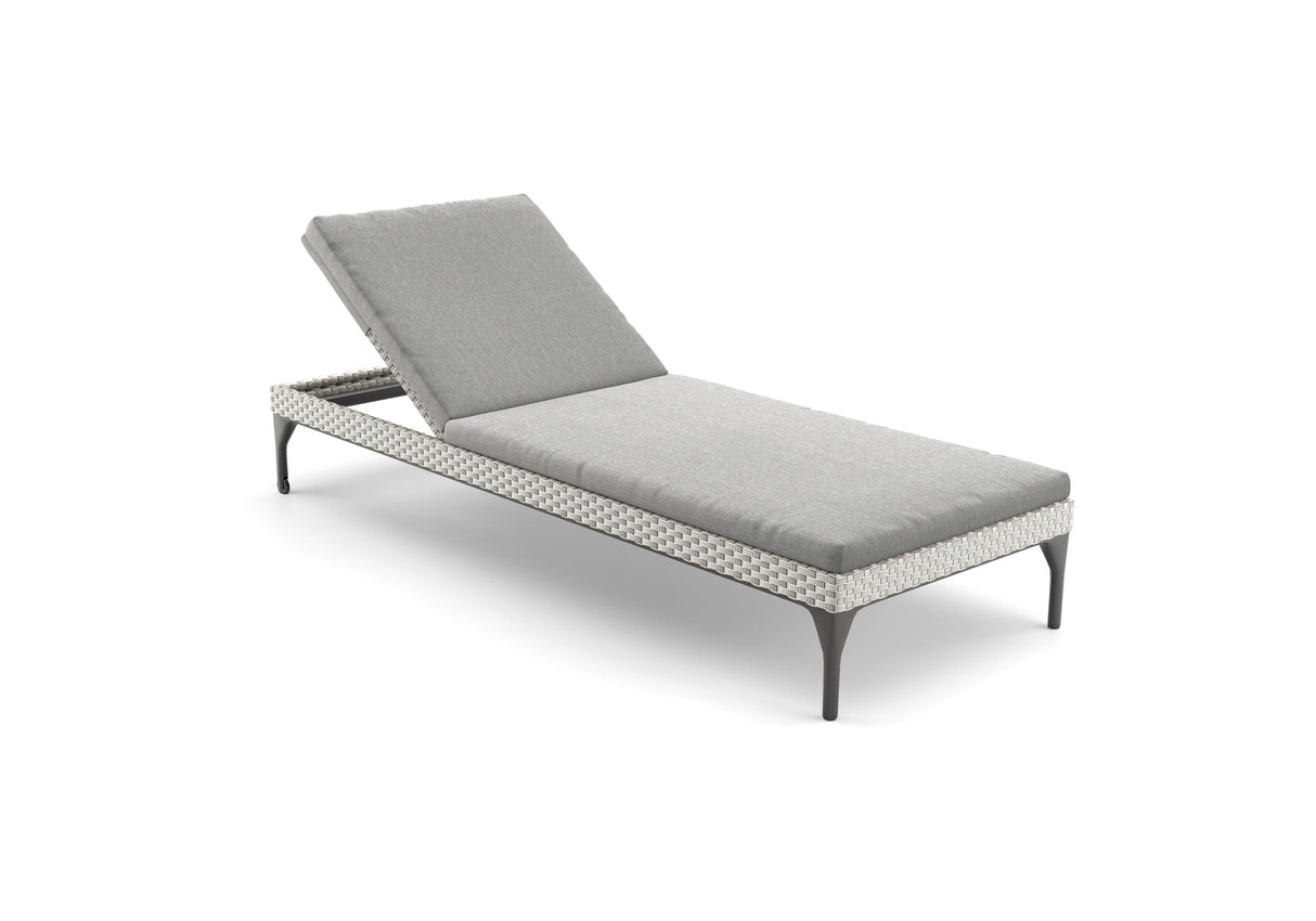 Dedon Mu Chaise longue avec dossier réglable, Coussin non inclus Black Pepper 317