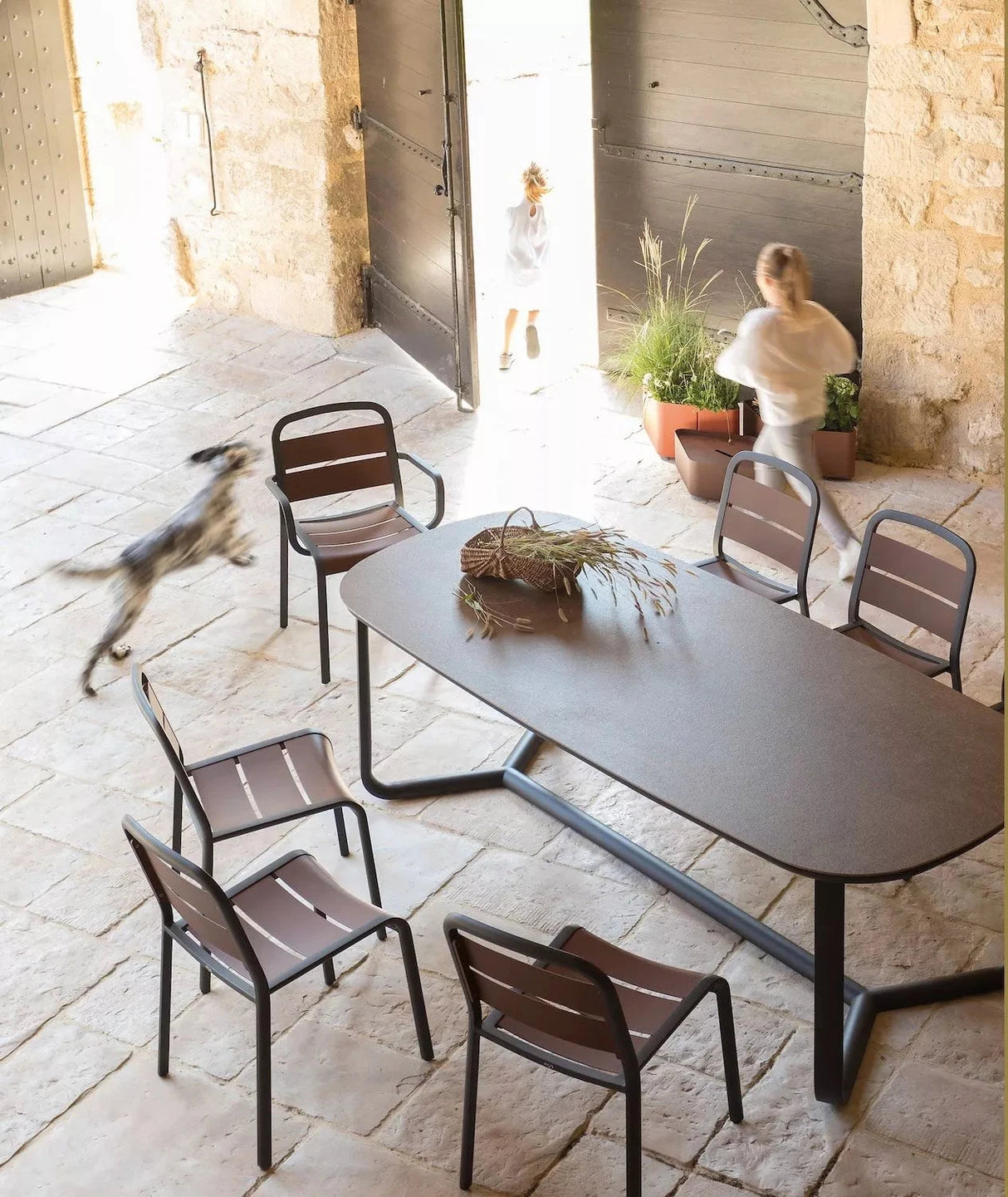 Ego Paris Marumi Chaise repas empilable Alu