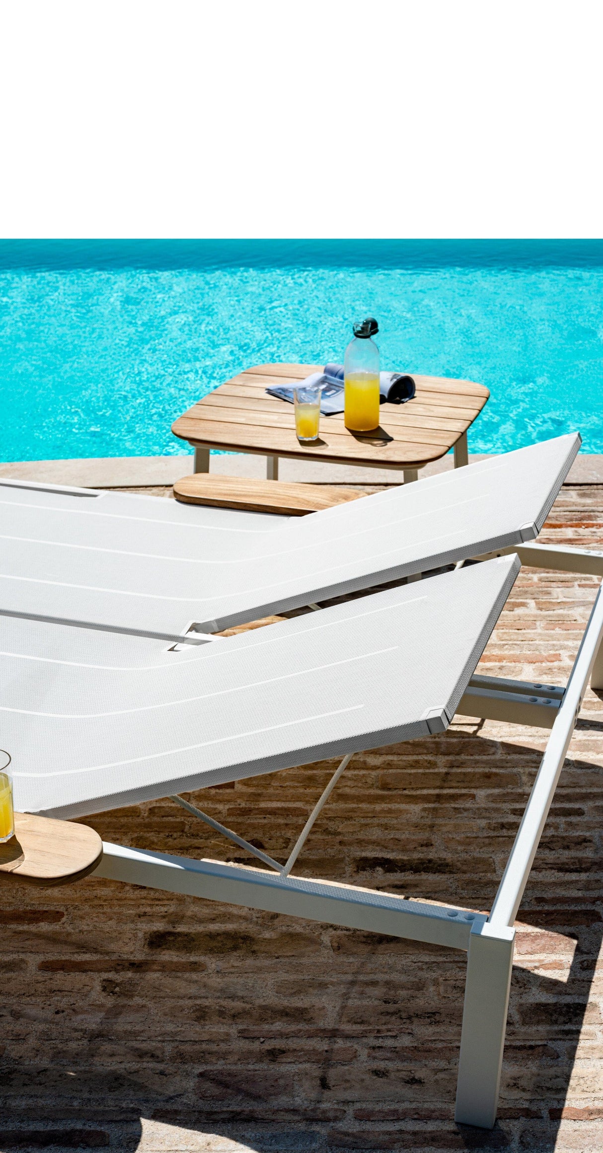 Emu 295B Accoudoirs Teck pour Chaise Longue