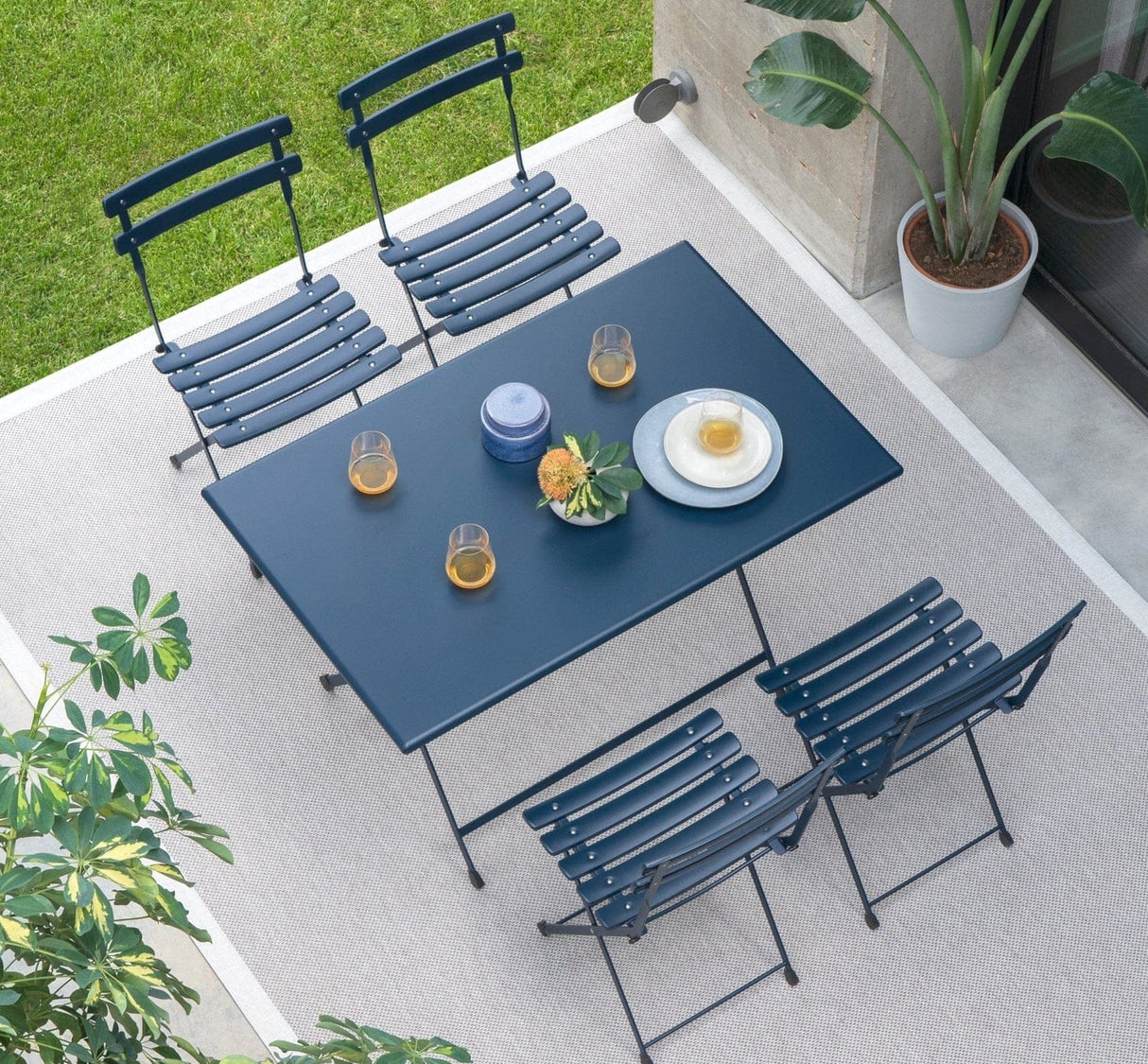 Emu 331 Arc-en-ciel Table repas 110x70cm