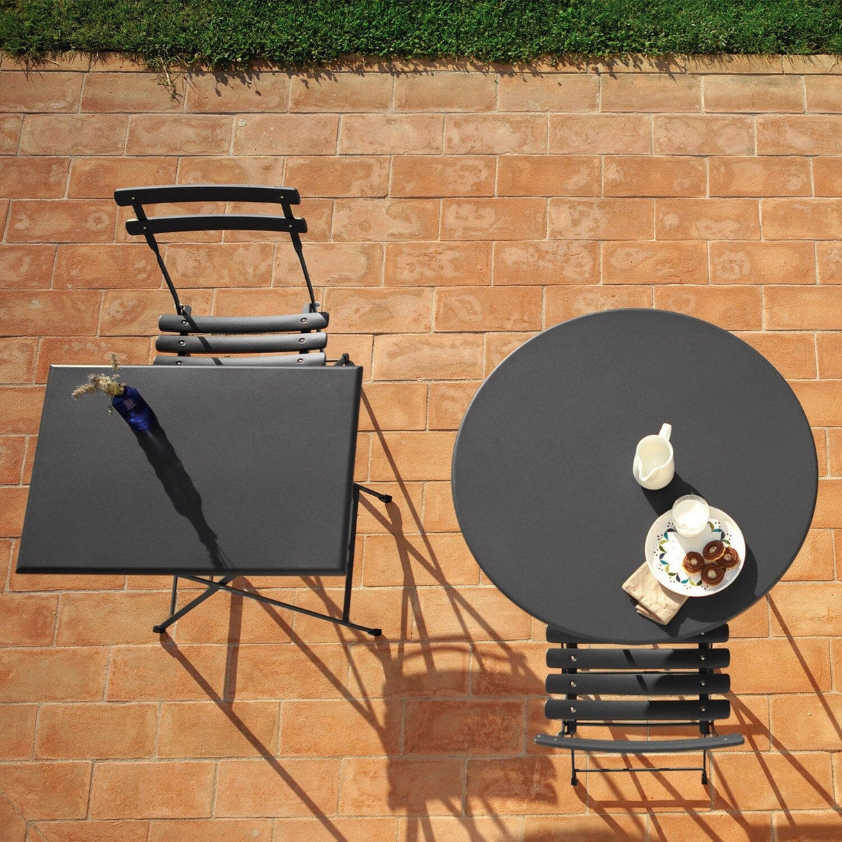 Emu 346 Arc-en-ciel Table repas ronde Ø 80cm