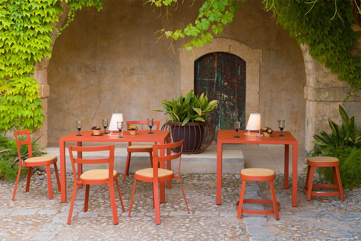 Emu 854 Nova Table repas 120x80cm