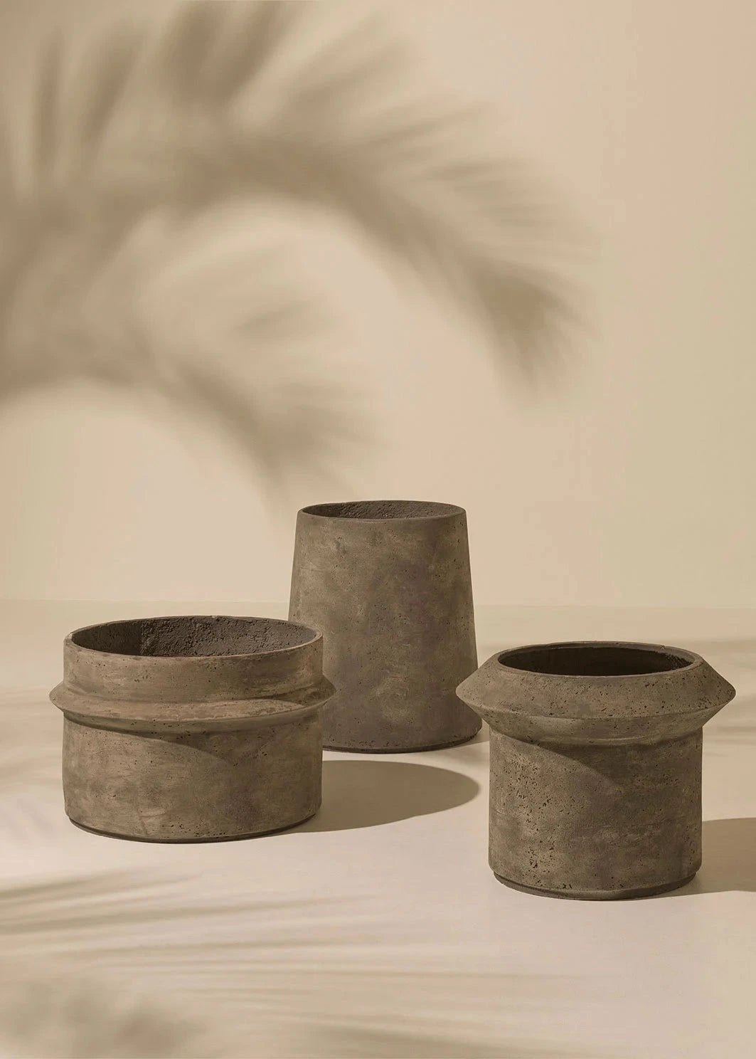 Ethimo Bulbi Jardinière béton Dahlia H:47cm