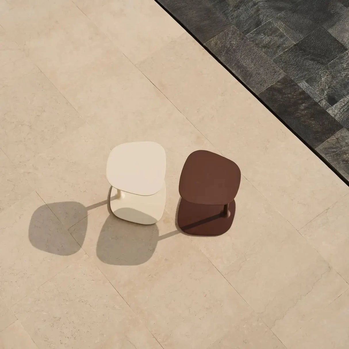 Fast Aikana Table d'appoint déportée 40x38cm h:63cm