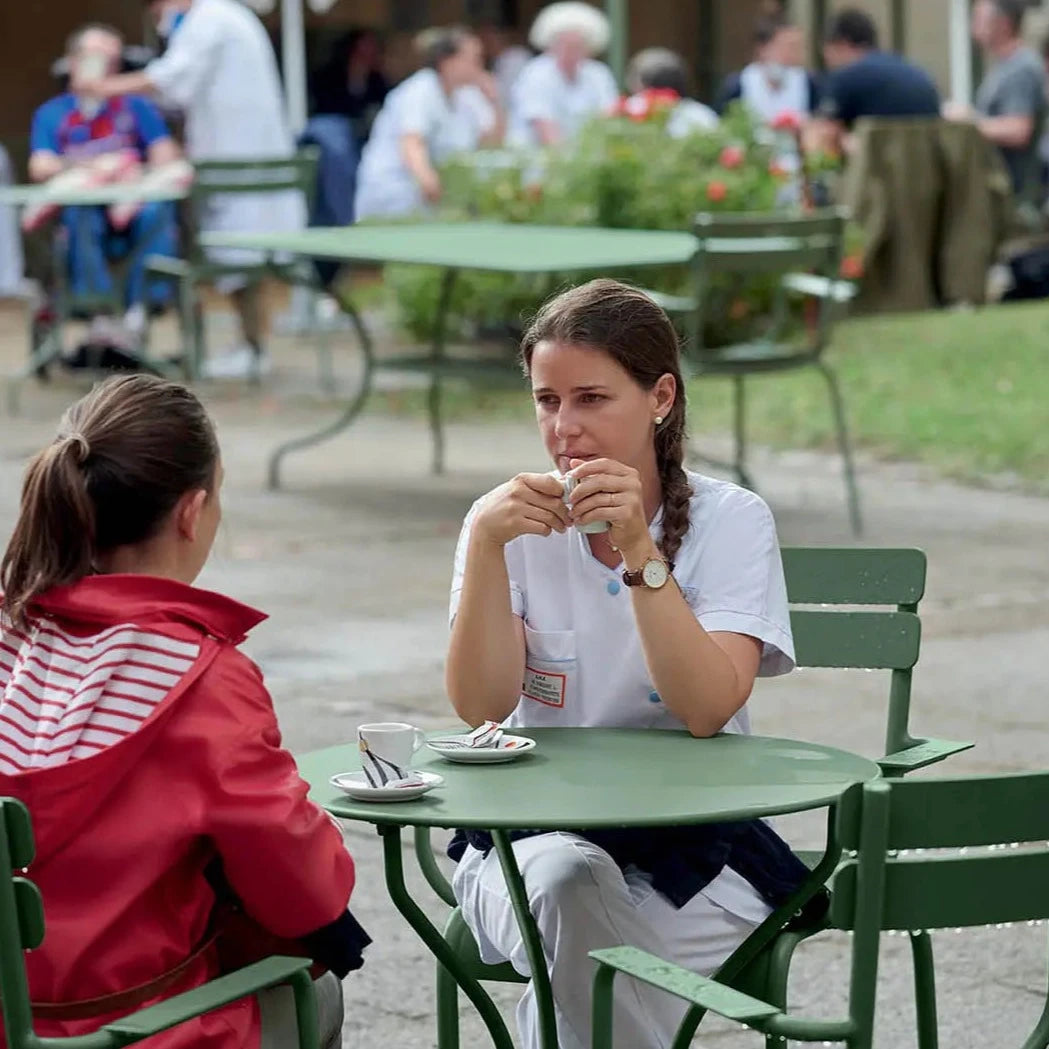 Fermob Opéra+ Table ø 67cm