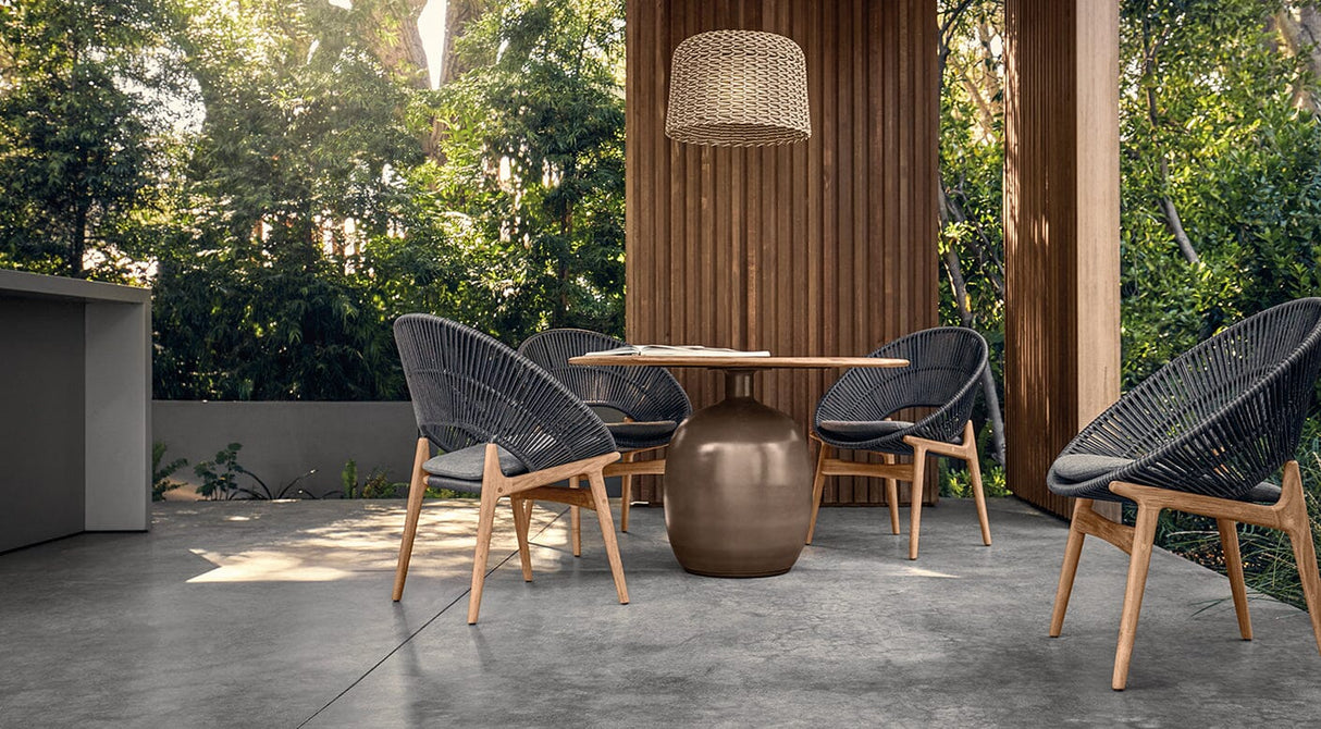 Gloster Kasha Table repas ronde Ø90cm H:74cm