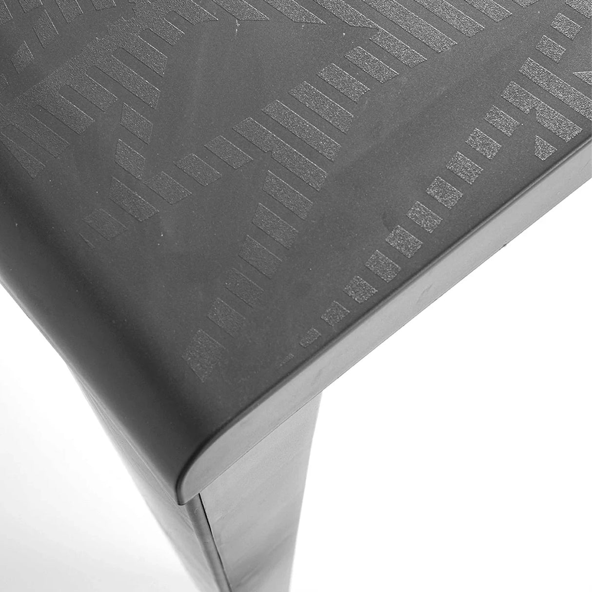 Grosfillex Alpha Table repas 150x90cm