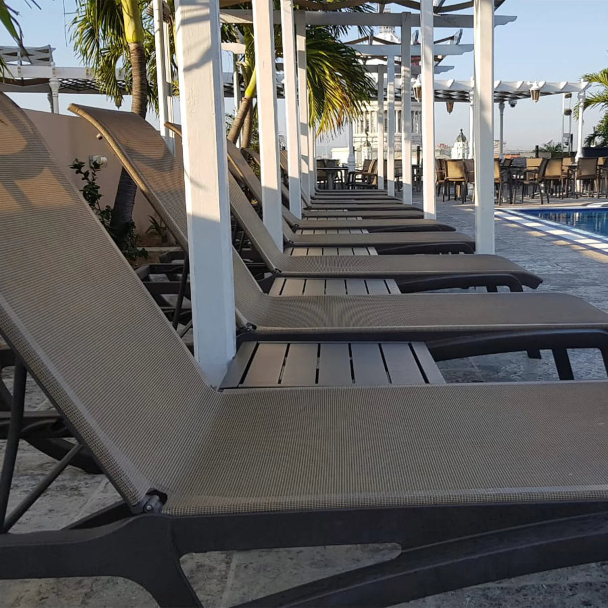 Grosfillex Sunset Table basse 50x50cm H:37cm Aluminium