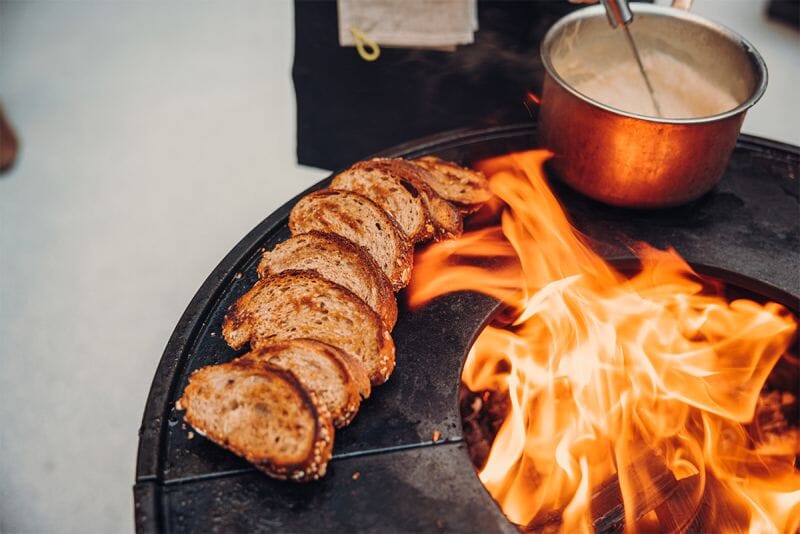 Höfats Bowl 70 Plancha Plaque de cuisson en fonte demi-sphère