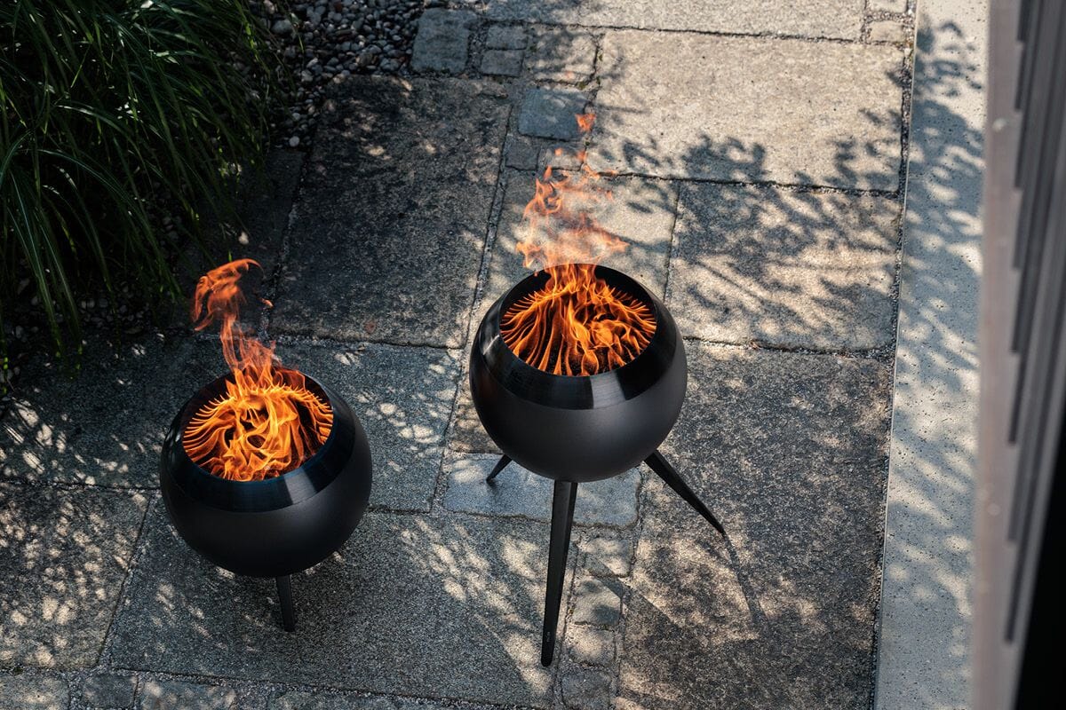 Höfats Moon 45 All Black Brasero avec pieds Bas H:45cm