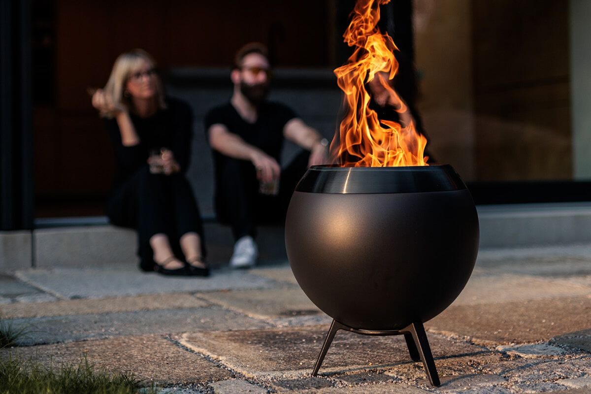 Höfats Moon 45 All Black Brasero avec pieds Bas H:45cm