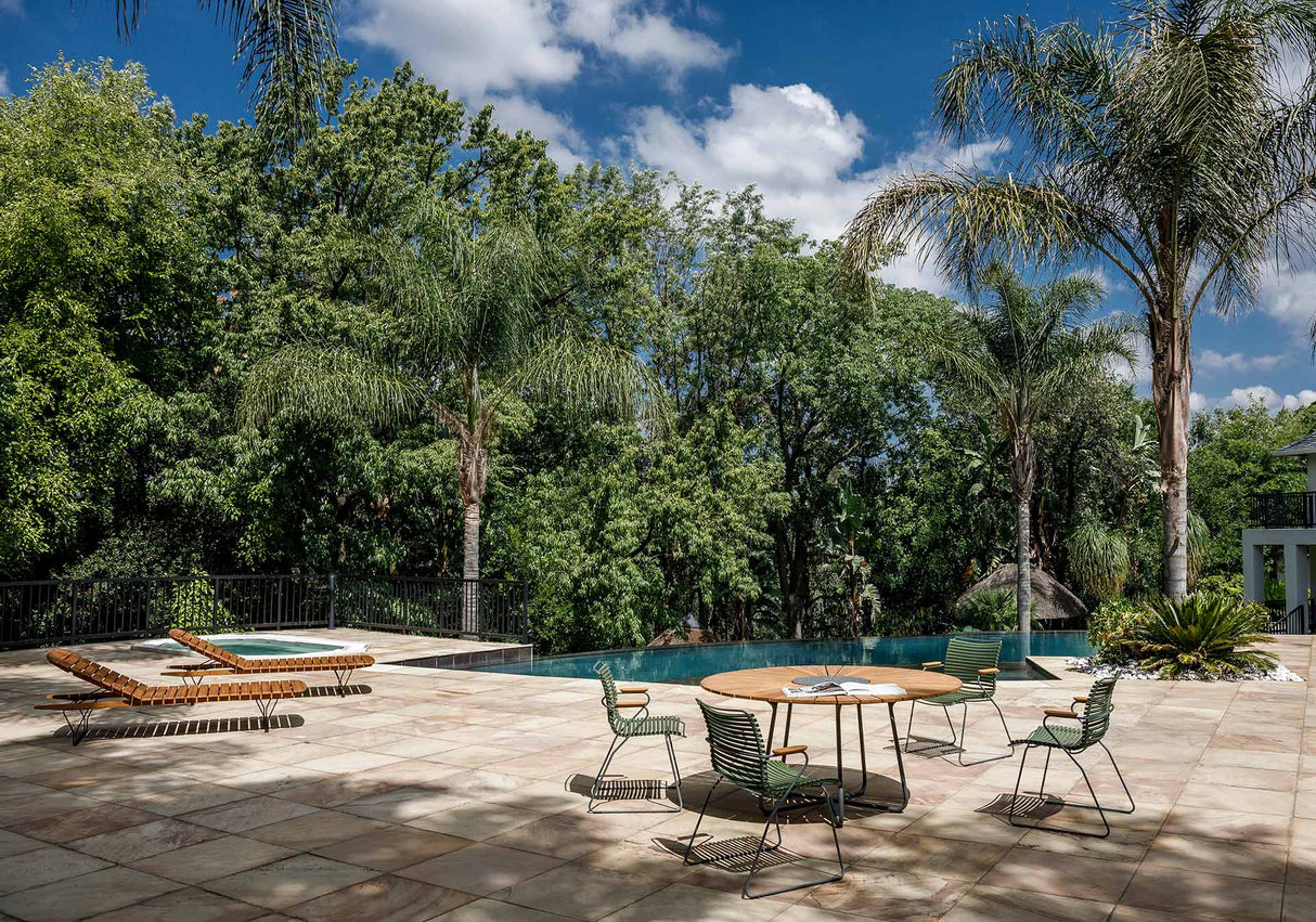 Houe Circle Dining table Ø150