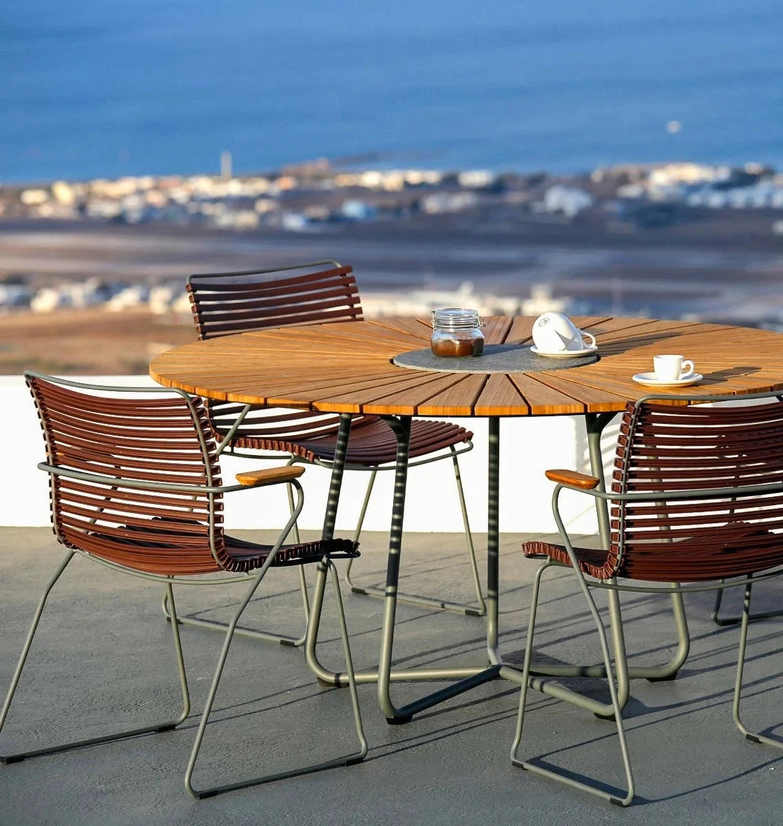 Houe Circle Dining table Ø150cm Plateau Bambou