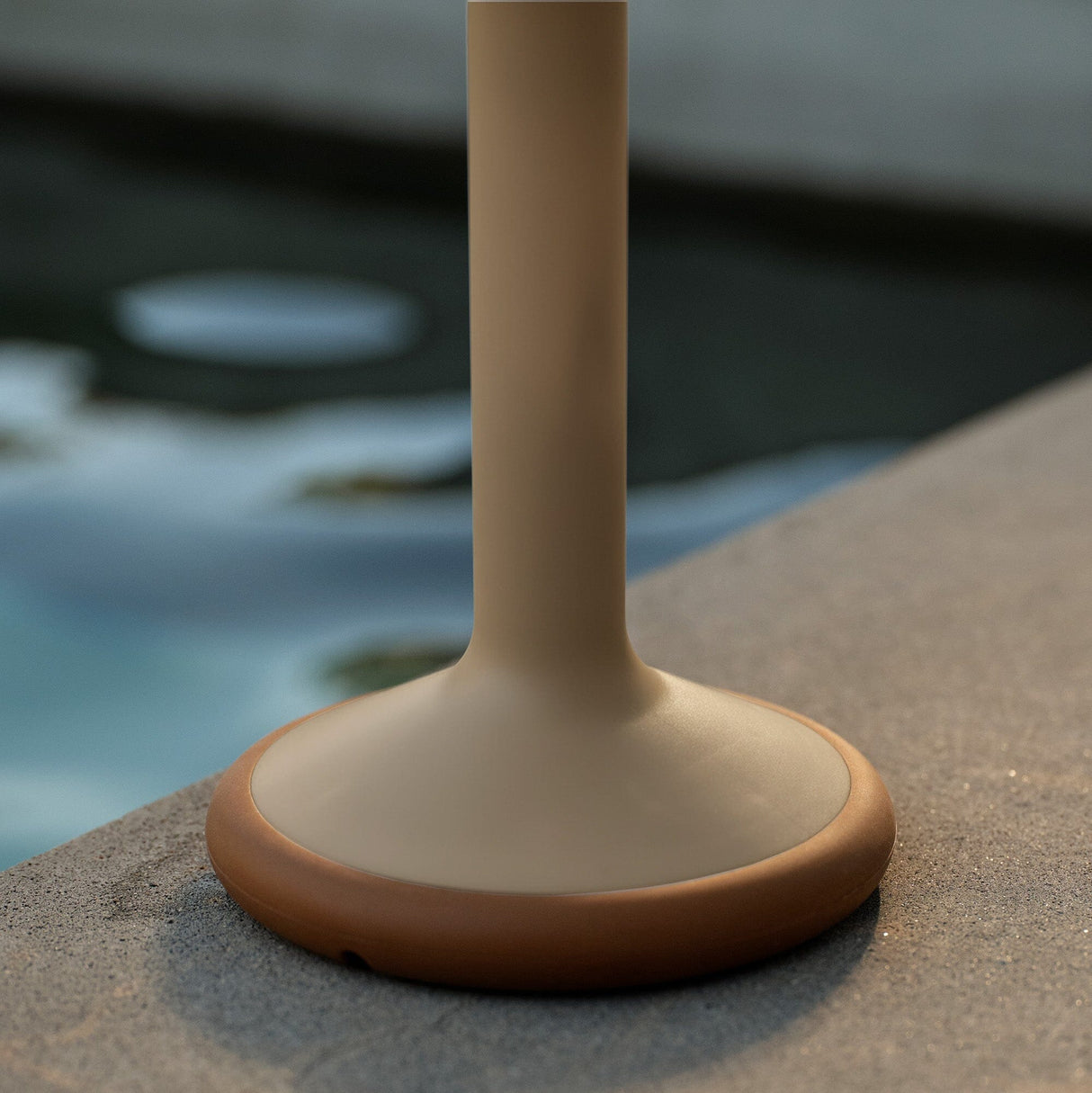 Houe Luu Lampe solaire LED sans fil