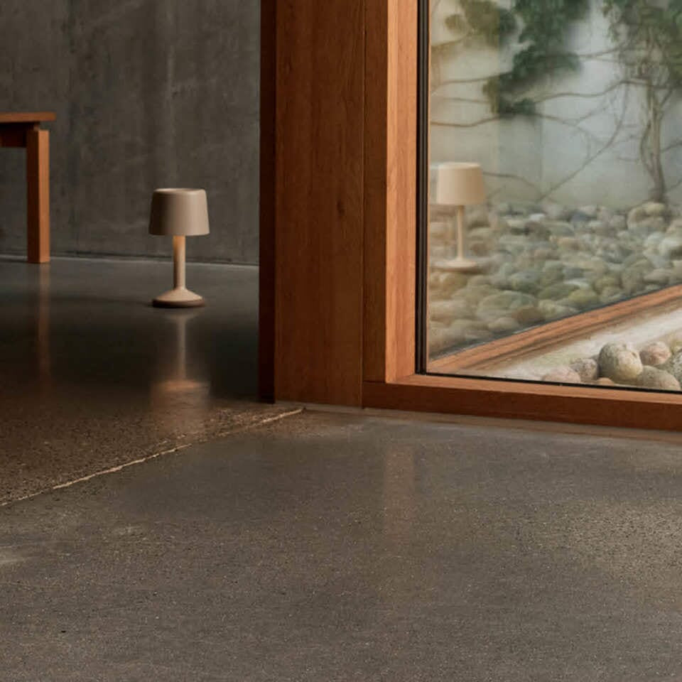 Houe Luu Lampe solaire LED sans fil