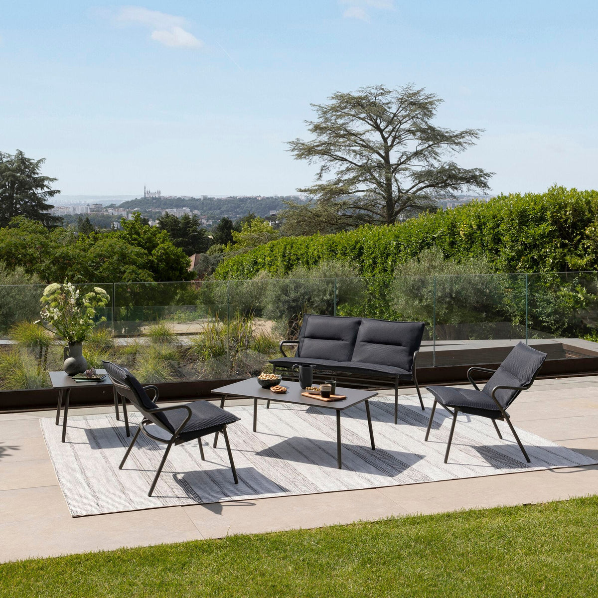 Lafuma Vence Banquette basse BeComfort avec coussin d'assise ambiance
