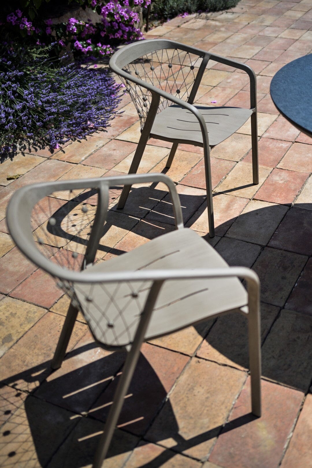 Les Jardins Chester Fauteuil repas empilable