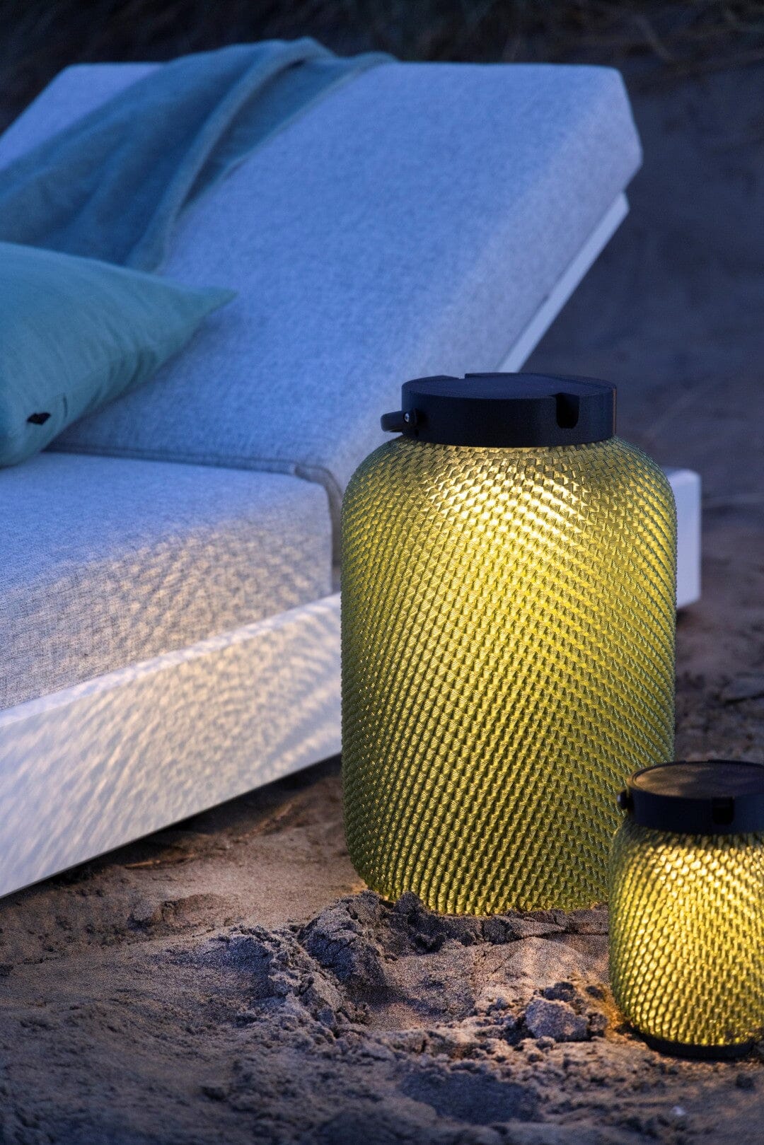 Les Jardins Lolie Lampion Lampe LED Solaire sans fil 200 Lumens