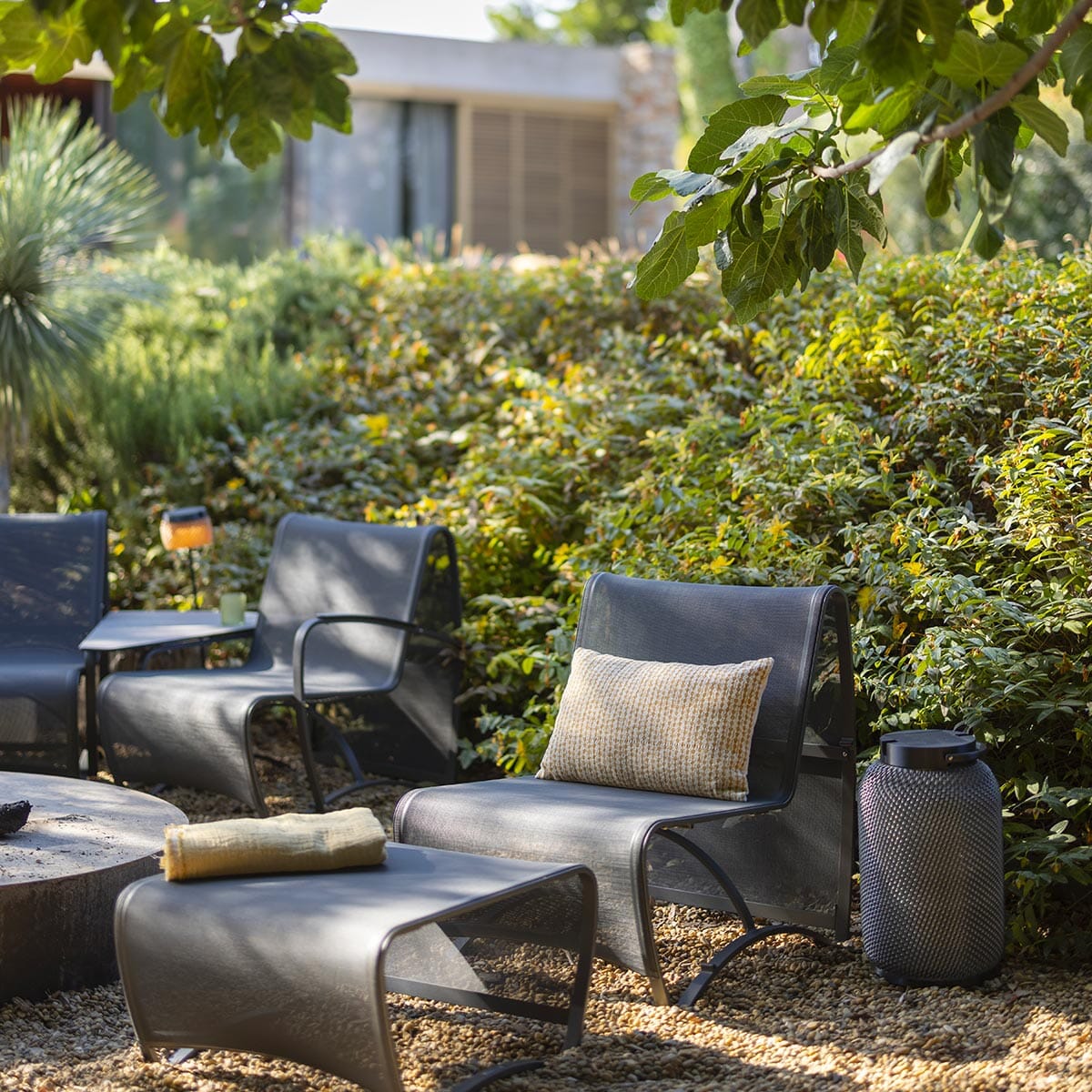 Les Jardins Lolie Lanterne Lampe portable LED Solaire sans fil 300 Lumens