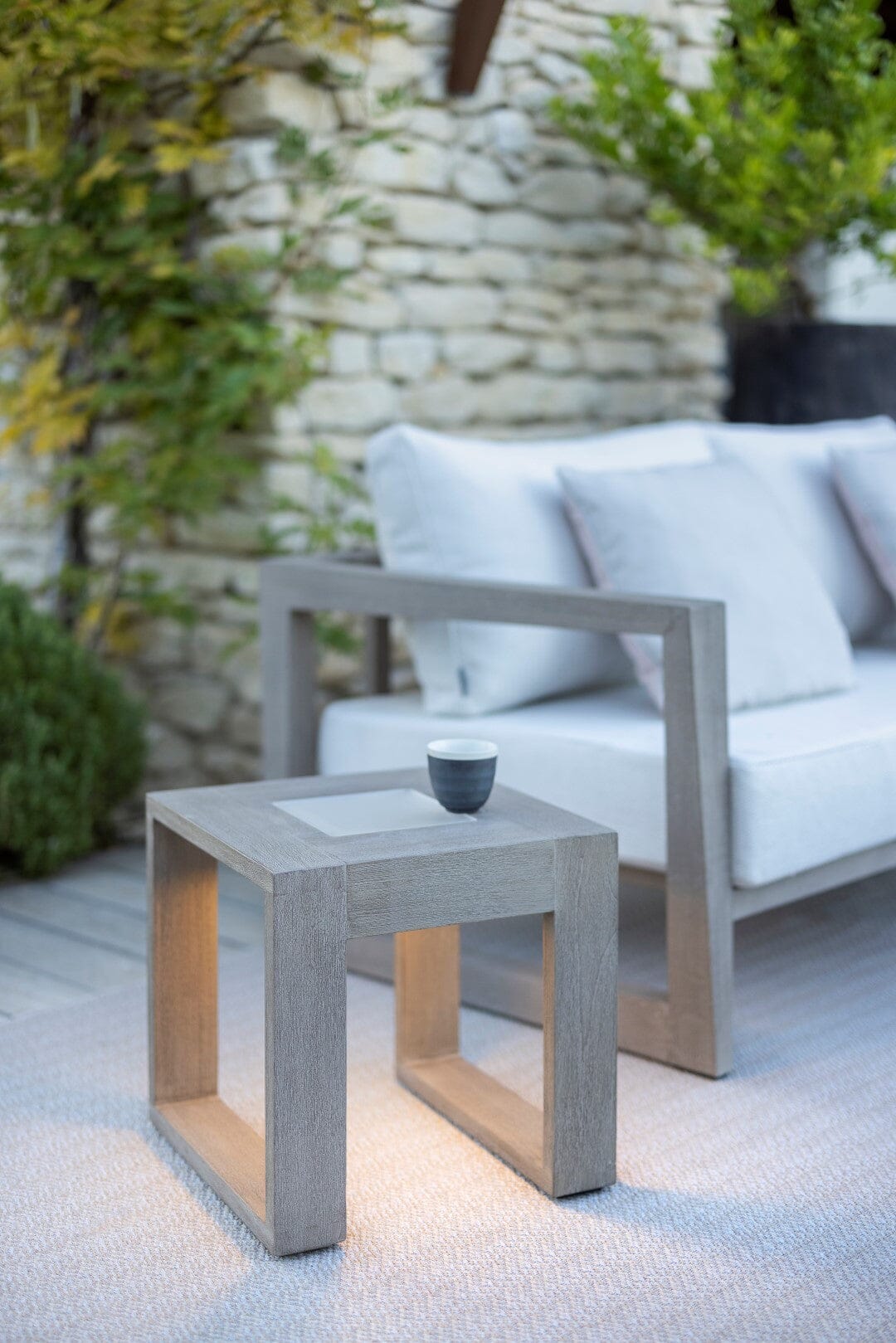 Les Jardins Rancho Table basse avec Leds 40x40cm solaire h:40cm 500 Lumens