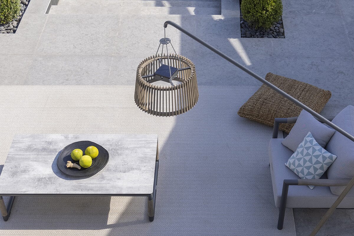 Les Jardins Skaal Potence , abat-jour en sus