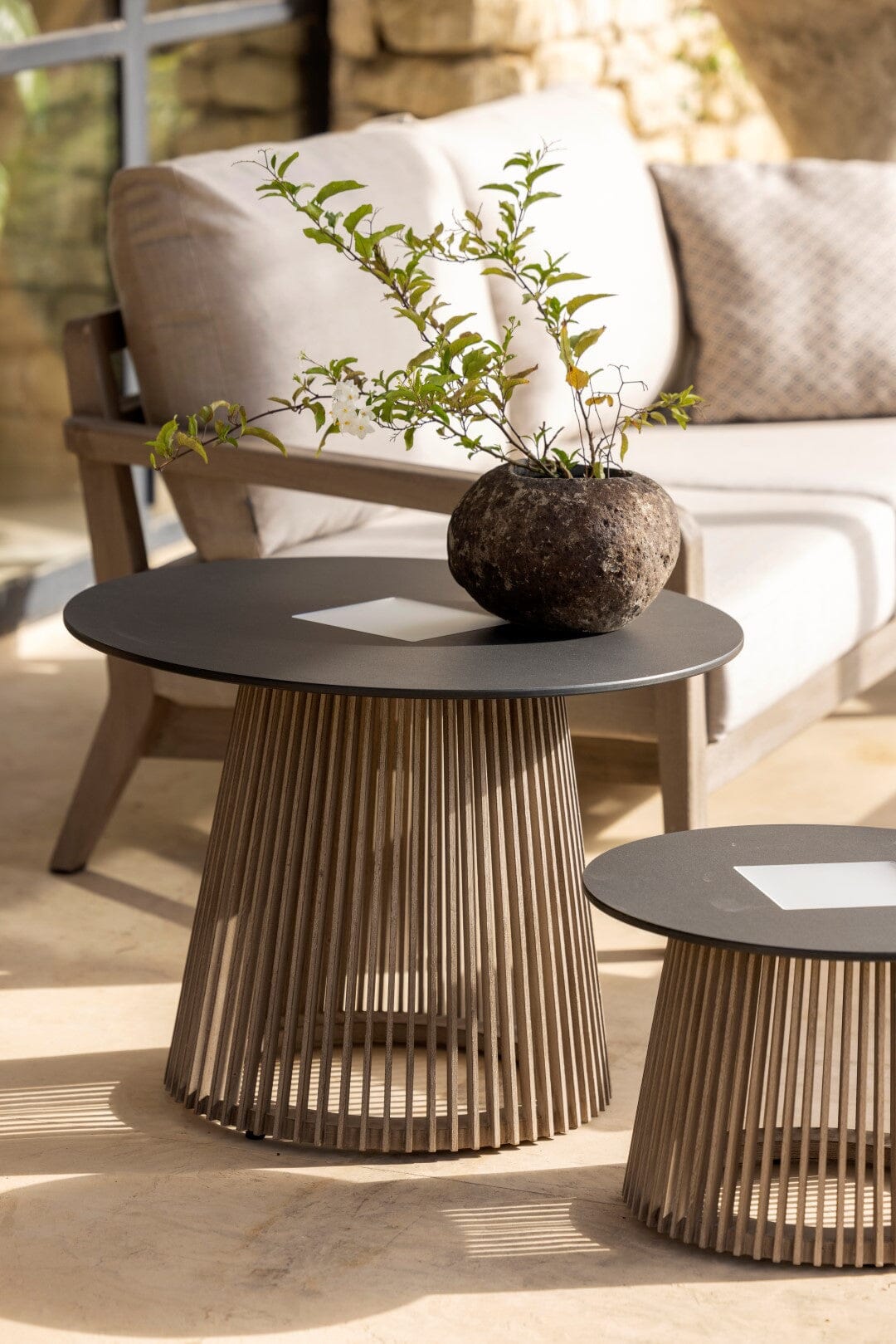 Les Jardins Tecka Table basse Ø70cm solaire h:50cm 500 Lumens